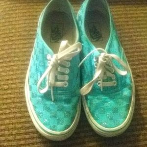 Vans tennis shoes